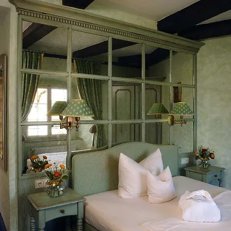 Hotel Burghotel 4*